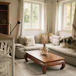 Pensión Le Petit Chateau De Conteville