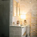 Le Petit Chateau De Conteville Pensión 4*