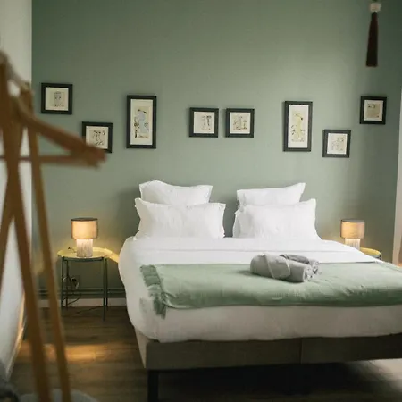 Le Petit Chateau De Conteville 4*